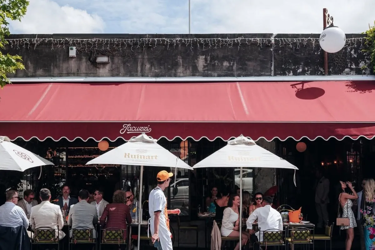 Terrasse seating at Jacuzzi on Ponsonby Road