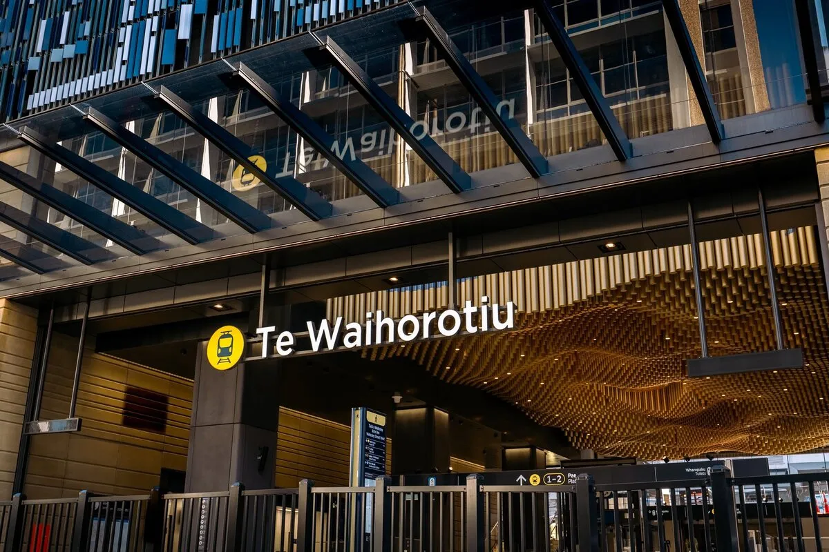 Platform at Te Waihorotiu Station