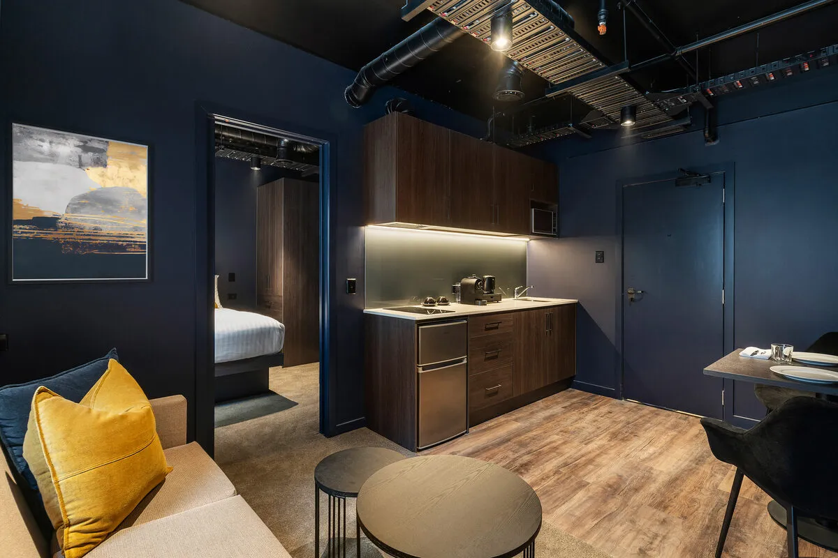 One Bedroom Metro