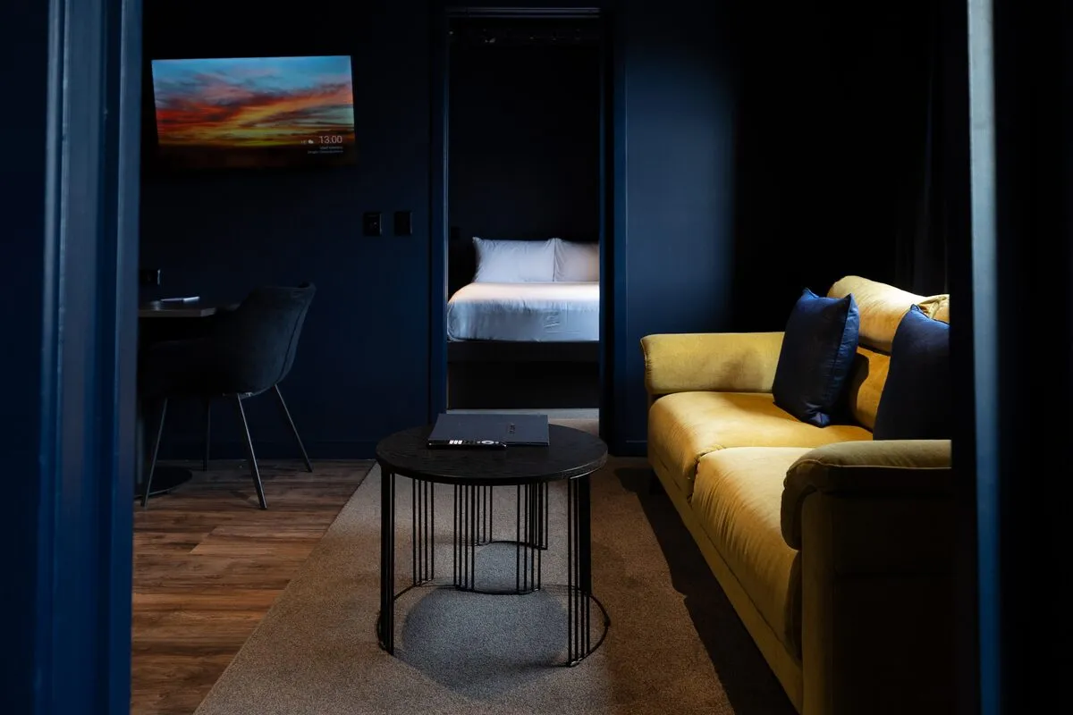 Two Bedroom Metro